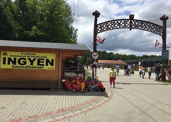 Mandi شقة Veresegyház